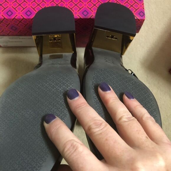 NIB Tory Burch Juliana Bootie Black Patent 8.5 - Picture 7 of 8